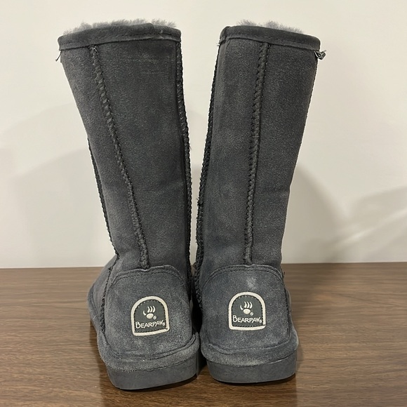 BEARPAW Emma short women’s classic winter slip on boots, size 7, great condition - Picture 5 of 11